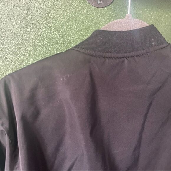 No boundaries black medium zip up jacket - Picture 2 of 5